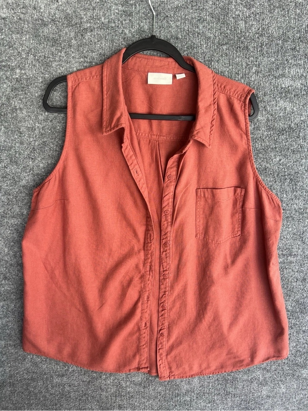Ecothreads Sleeveless Button-Front Top in Rust